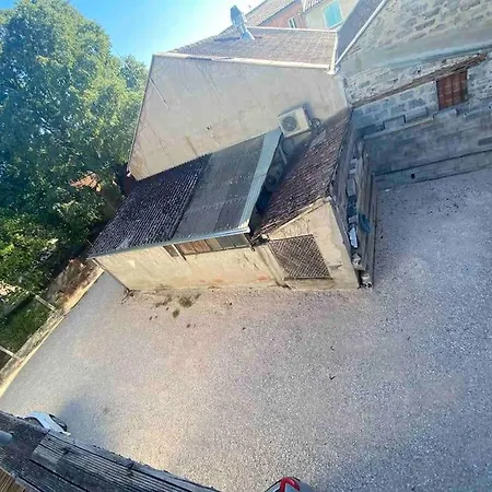 T1 Bis Duplex Recent + Parking+jardin Bien Place *